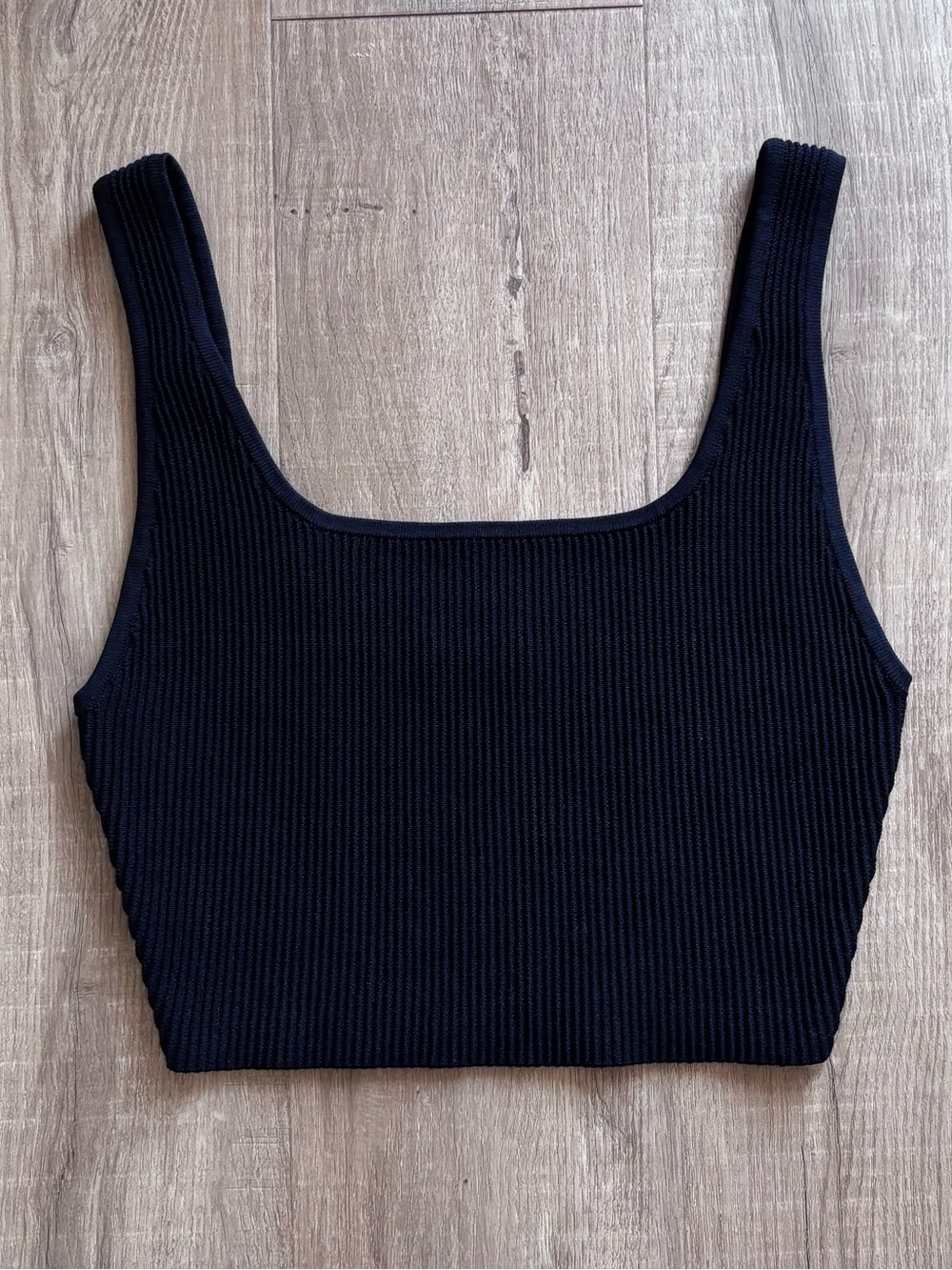 Babaton Sculpt Knit Ribbed Square Neck Cropped Tank Top in Black